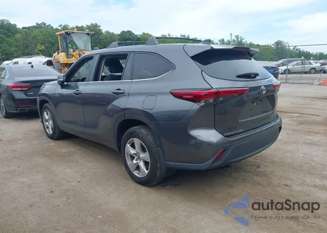 2023 Toyota Highlander Le z USA, uszkodzony, nr VIN 5TDKDRAH9PS018509